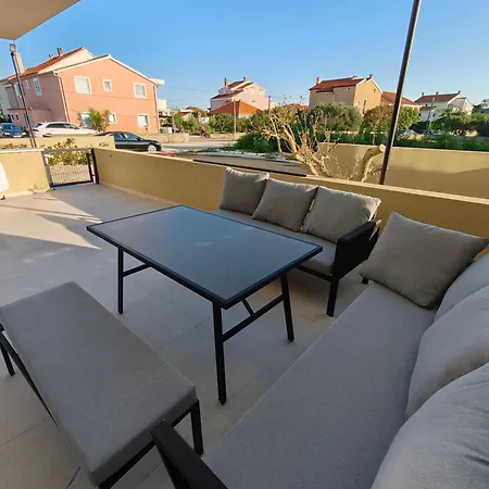 Gt4 Azur * Privlaka (Zadar)